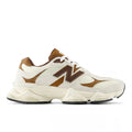 9060 "Breakfast Tea Angora"